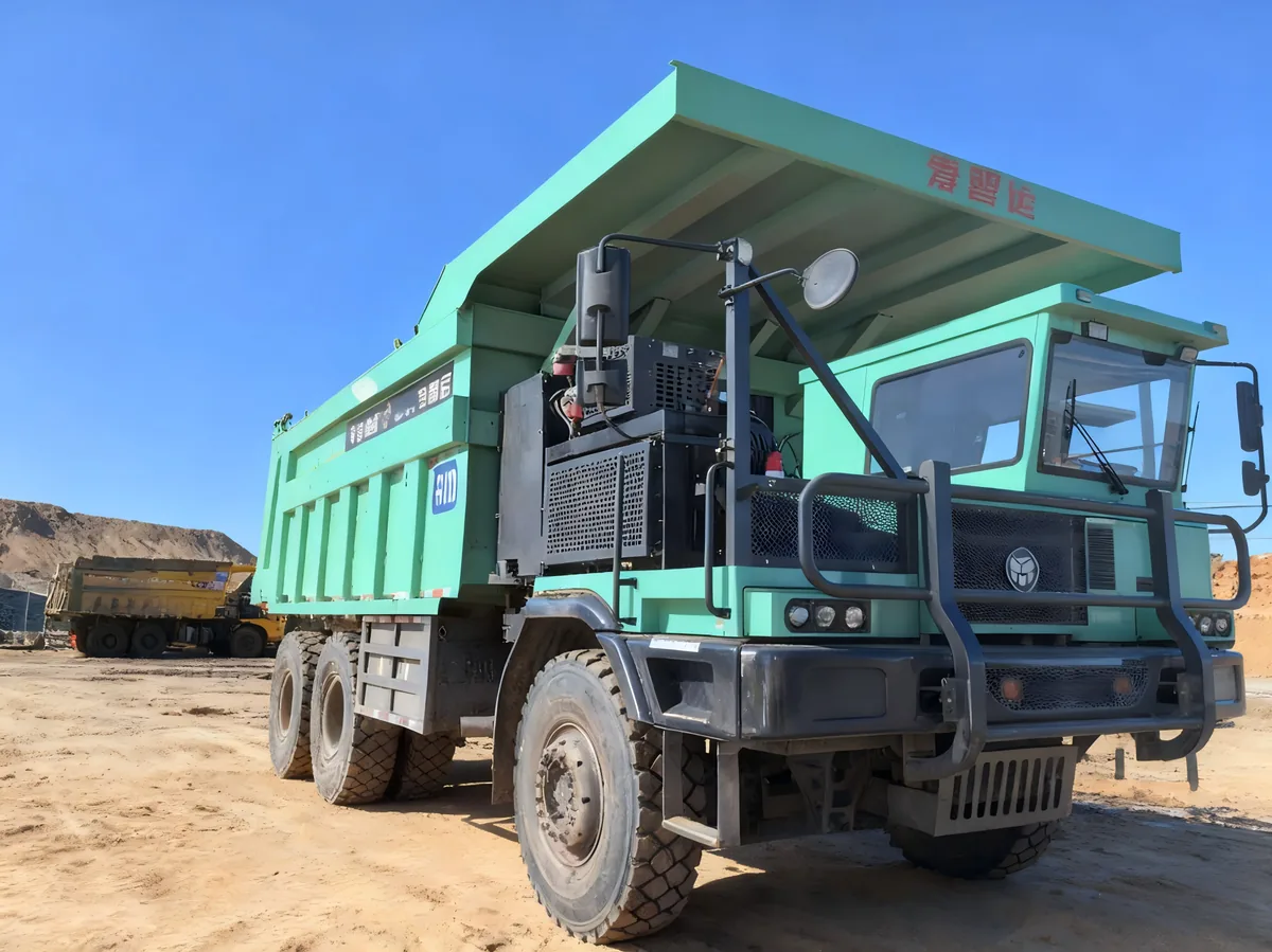 120T fast-charge pure-electric mining truck